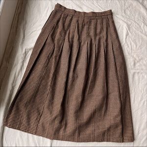 Vintage Plaid Skirt 🤎